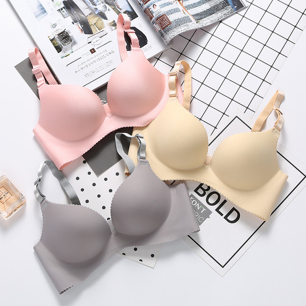 Σετ  εσώρουχο σε πέντε χρώματα