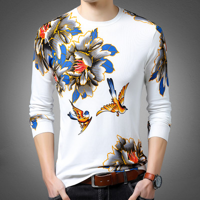 Μοντέρνα ανδρική μπλούζα  σε διαφορετικά σχέδια και χρώματα