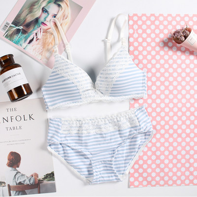 Άνετα γυναικεία εσώρουχα σε έξι χρώματα