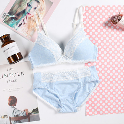 Άνετα γυναικεία εσώρουχα σε έξι χρώματα