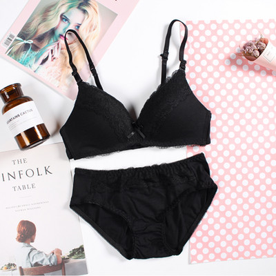 Άνετα γυναικεία εσώρουχα σε έξι χρώματα