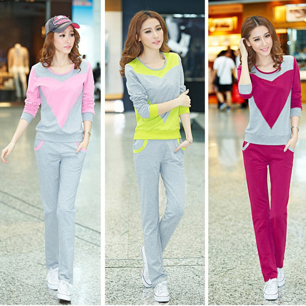 Γυναικείο αθλητικό σύνολο από δύο κομμάτια - διάφορα μοντέλα