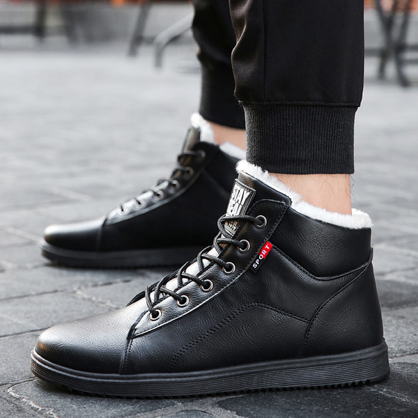 Cizme barbatesti in mai multe culori cu inscriptie in trei modele