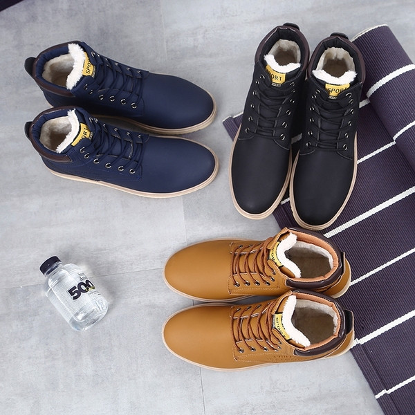 Cizme barbatesti in mai multe culori cu inscriptie in trei modele