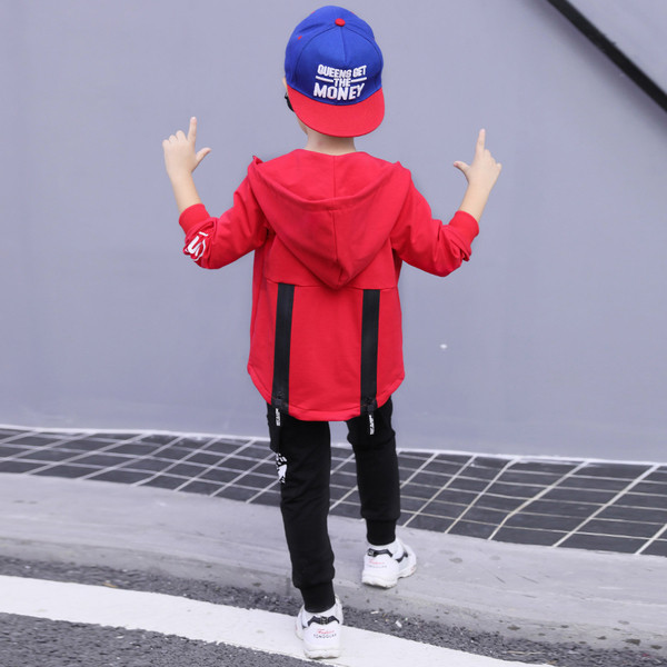 Echipa moderna de toamna pentru copii in patru culori