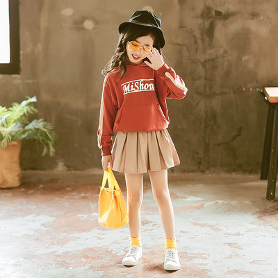 Αθλητικό-κομψό παιδικό σετ για κορίτσια σε δύο χρώματα