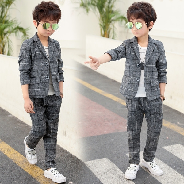 Set elegant pentru copii in carouri pentru baieti