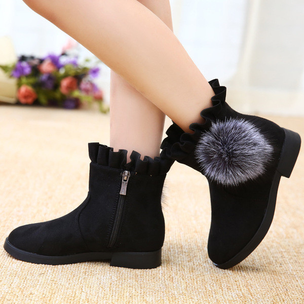 Cizme moderne pentru copii din piele intoarsa pentru fete cu element de puf in mai multe culori