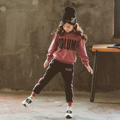 Παιδικό αθλητικό σετ με κουκούλα για κορίτσια σε δύο χρώματα