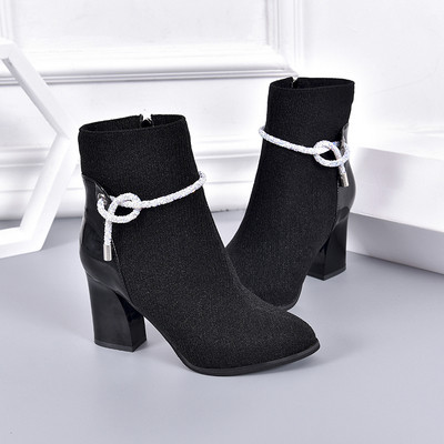 Γυναικείες μπότες σε δύο χρώματα με παχύ τακούνι