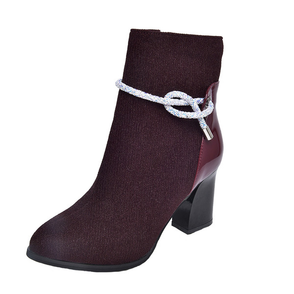 Γυναικείες μπότες σε δύο χρώματα με παχύ τακούνι