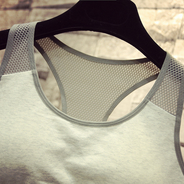 Αθλητικό μπουστάκι σε διάφορα χρώματα