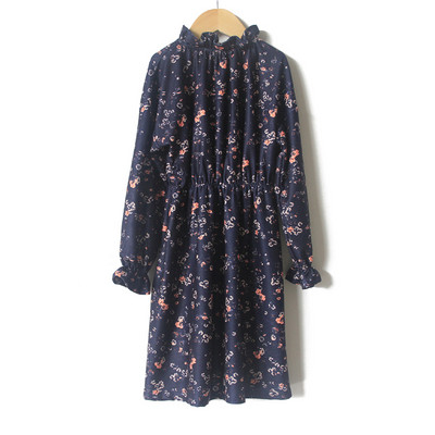 Φόρεμα για το φθινόπωρο με μακριά μανίκια και φυτικά μοτίβα