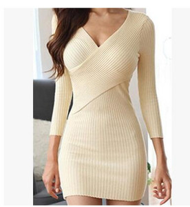 Μοντέρνο γυναικείο φόρεμα με ντεκολτέ σε σχήμα V σε διάφορα χρώματα