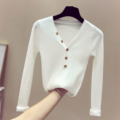 Λεπτό γυναικείο πουλόβερ με ντεκολτέ σε σχήμα V και κουμπιά διακόσμησης - διαφορετικά χρώματα
