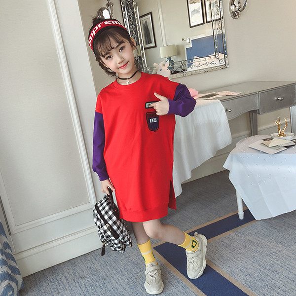 Rochie casual pentru copii cu maneci lungi si emblema in doua culori