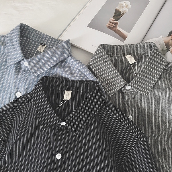 Cămașă bărbătească în carouri în trei culori potrivită pentru utilizarea de zi cu zi