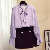 Cămașă elegantă de damă cu stele în alb și violet