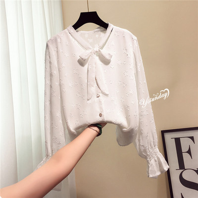 Cămașă elegantă de damă cu stele în alb și violet