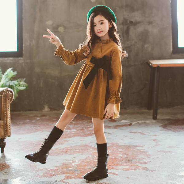 Rochie stilata pentru copii cu maneci lungi si panglica in doua culori