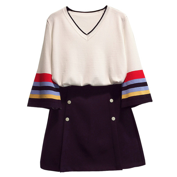 Bluză de damă modernă cu decolteu în V și mâneci largi în alb și negru