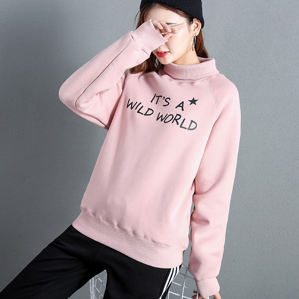 Bluză groasă de damă cu decolteu înalt O