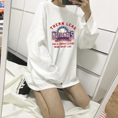 Bluza de dama model lat cu guler in forma de O alb cu inscriptie