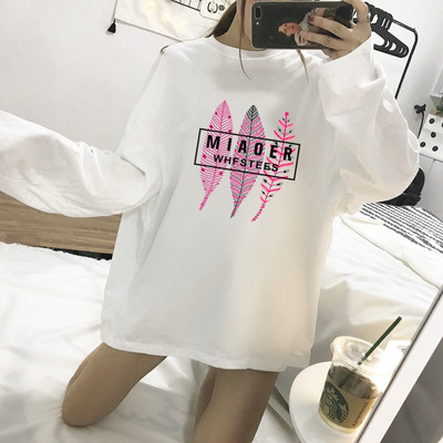 Bluza de dama model lat cu guler in forma de O alb cu inscriptie