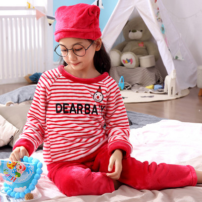 Детски пижами подходящи за момичета и момчета-няколко модела