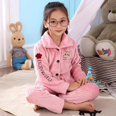 Детски пижами подходящи за момичета и момчета-няколко модела