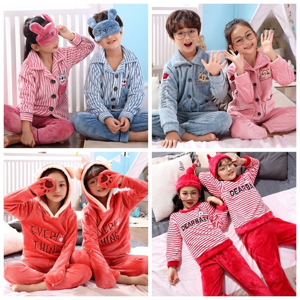 Детски пижами подходящи за момичета и момчета-няколко модела