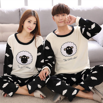 Two-piece pajamas in several models for men and women