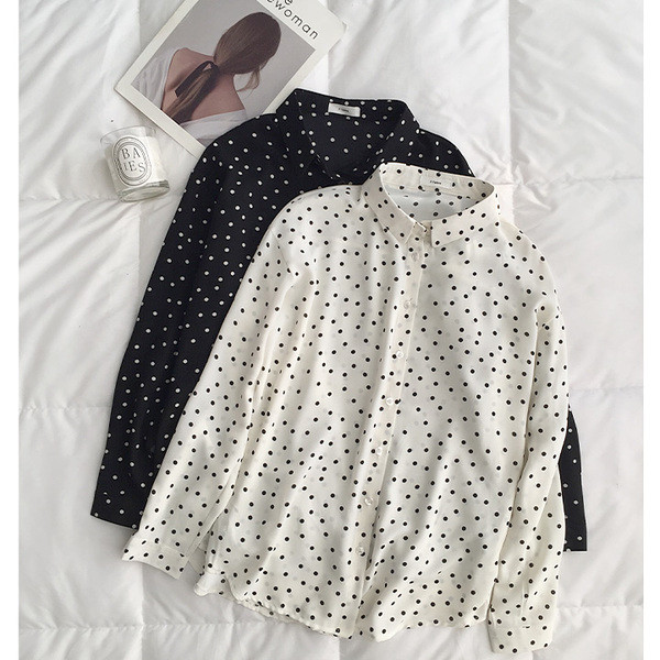 Cămașă modernă de damă în două culori de puncte