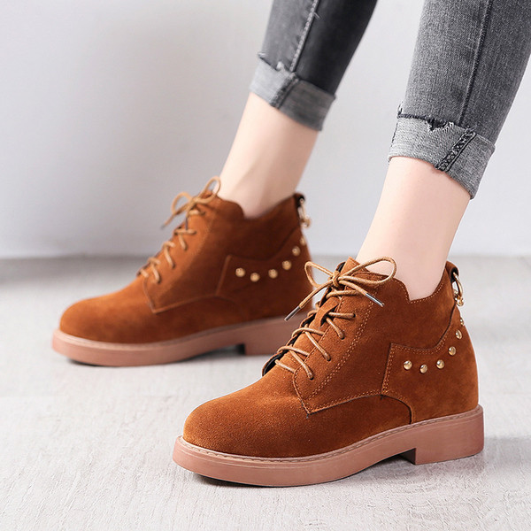 Cizme de dama elegante din piele intoarsa cu ochiuri in trei culori