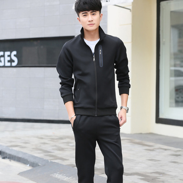 Ανδρική αθλητική φόρμα  σε γκρι και μαύρο χρώμα