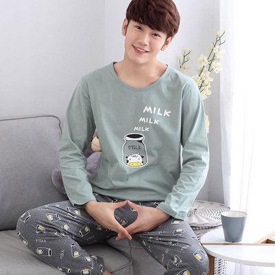 Мъжка пижама в няколко модела с щампа