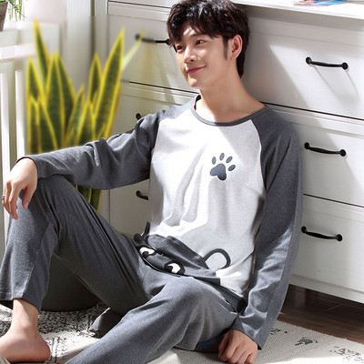 Мъжка пижама в няколко модела с щампа