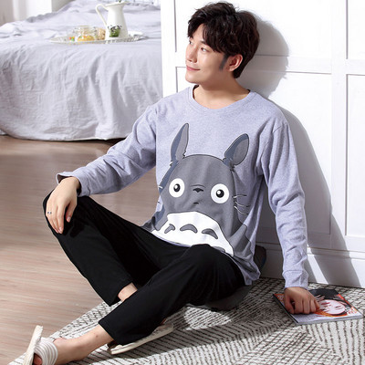 Мъжка пижама в няколко модела с щампа