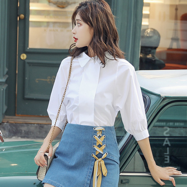 Cămașă albă de damă casual, cu mâneci lungi și guler