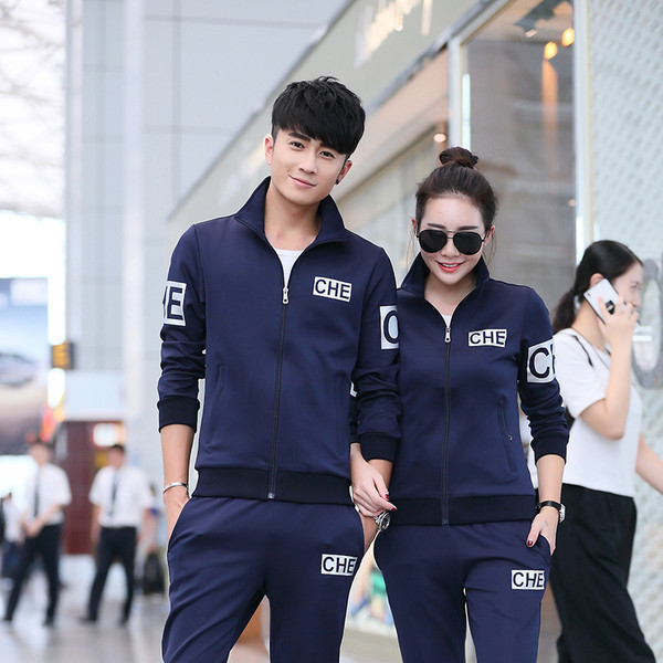 Set sport pentru bărbați cu inscripții în trei culori