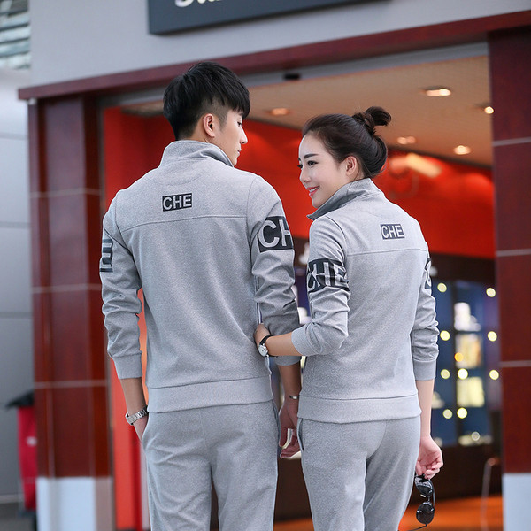 Set sport pentru bărbați cu inscripții în trei culori