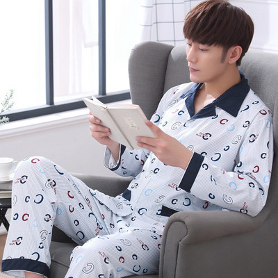 Pijamale bărbați din două piese în culori deschise