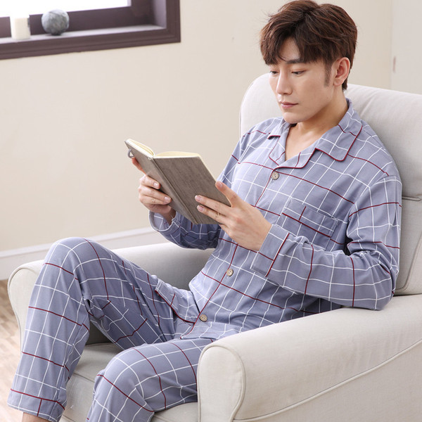 Pijamale bărbați din două piese în culori deschise