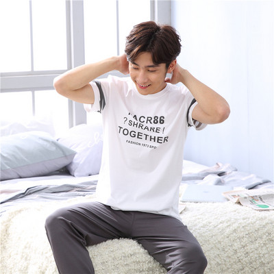 Pijamale bărbați în două modele - Tricou cu mâneci scurte și pantaloni lungi