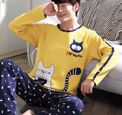 Pijama din doua piese cu aplicatie in mai multe culori