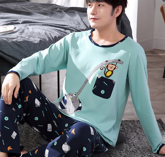 Pijama din doua piese cu aplicatie in mai multe culori