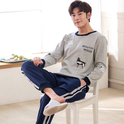 Pijamale bărbați din două piese în mai multe modele cu broderie, mâneci și imprimeu