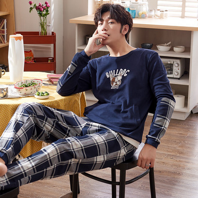 Pijamale bărbați din două piese în mai multe modele cu broderie, mâneci și imprimeu