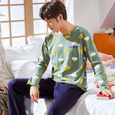 Pijamale bărbați din două piese în mai multe modele cu broderie, mâneci și imprimeu