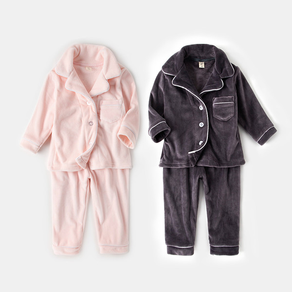 Pijamale moi pentru copii potrivite pentru fete si baieti in mai multe culori